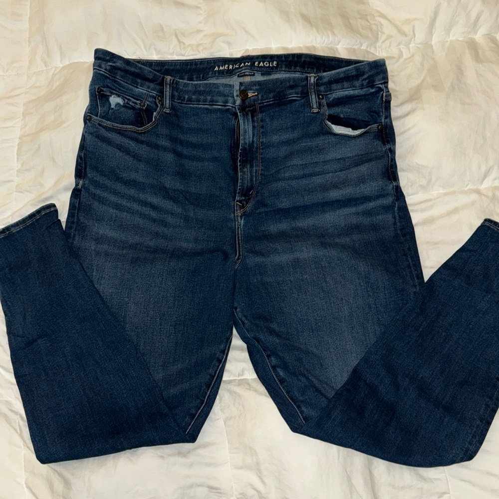 COPY - American Eagle Luxe Stretch BFF jegging size XL long (l20-22)